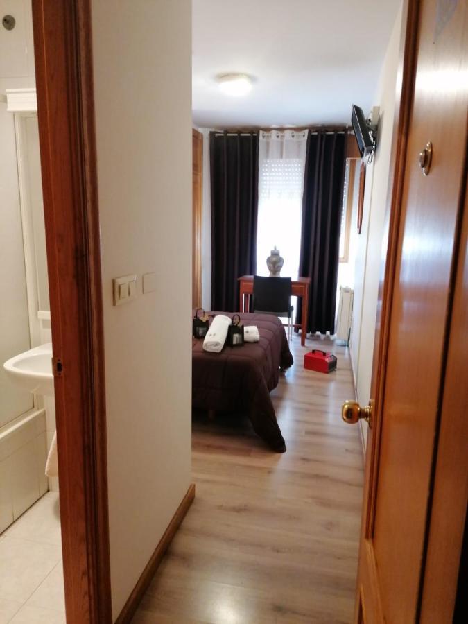 Pension Santa Clara A Coruna Bagian luar foto