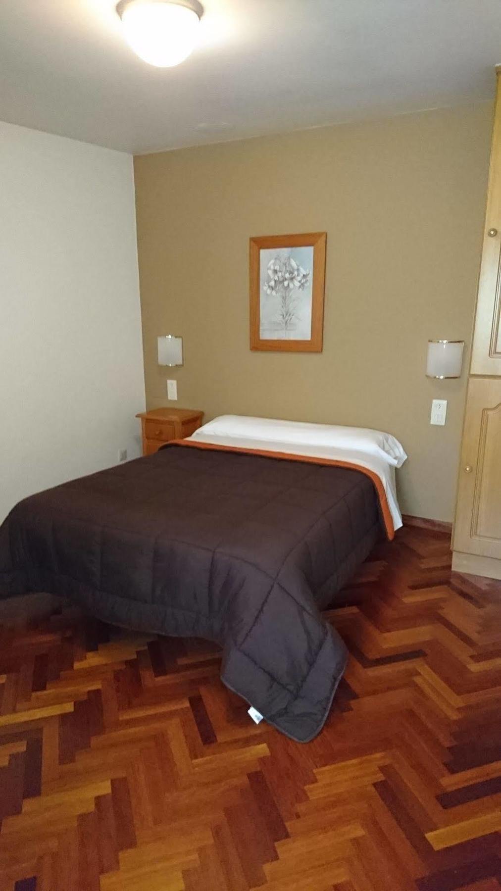 Pension Santa Clara A Coruna Bagian luar foto